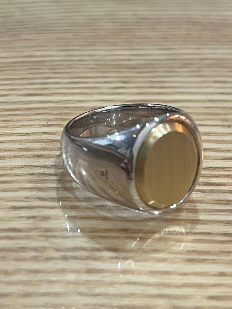 TOM WOOD　トムウッド Oval Gold Top シグネットリング