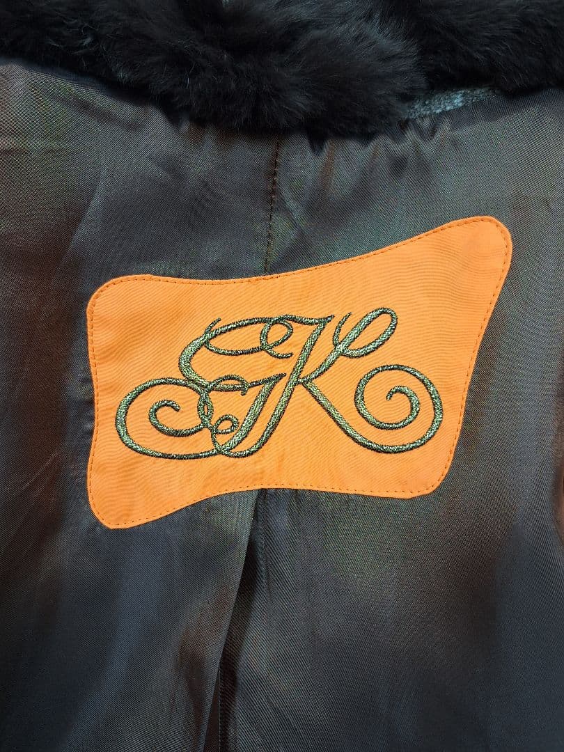 美品 伊太利屋　ラビットファー付きジャガード織り