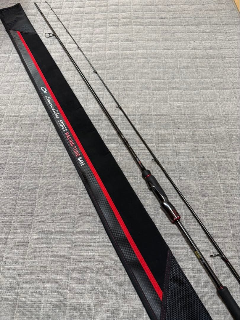 【美品】Daiwa ダイワ エメラルダス ストイスト RT 84M