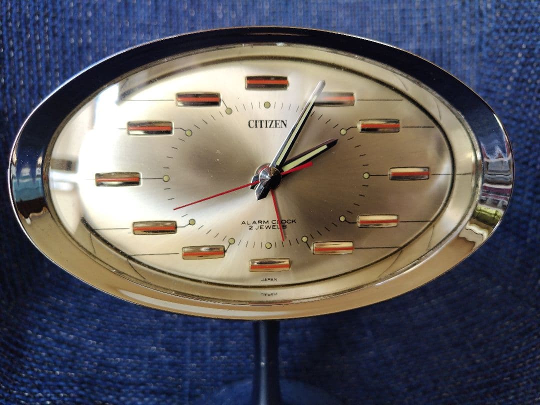 CITIZEN　スペースエイジデザイン置き時計