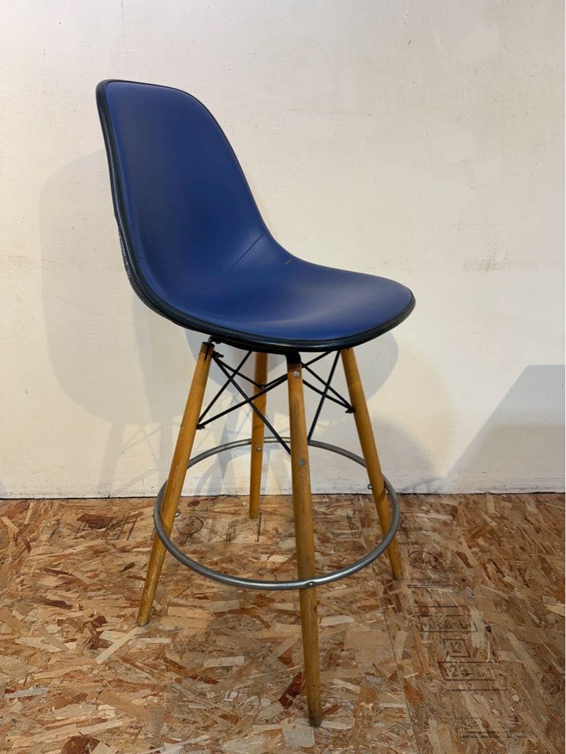 ヴィンテージ　ハーマンミラー製 イームズ　FRP　シェルチェア　２脚セット　良品