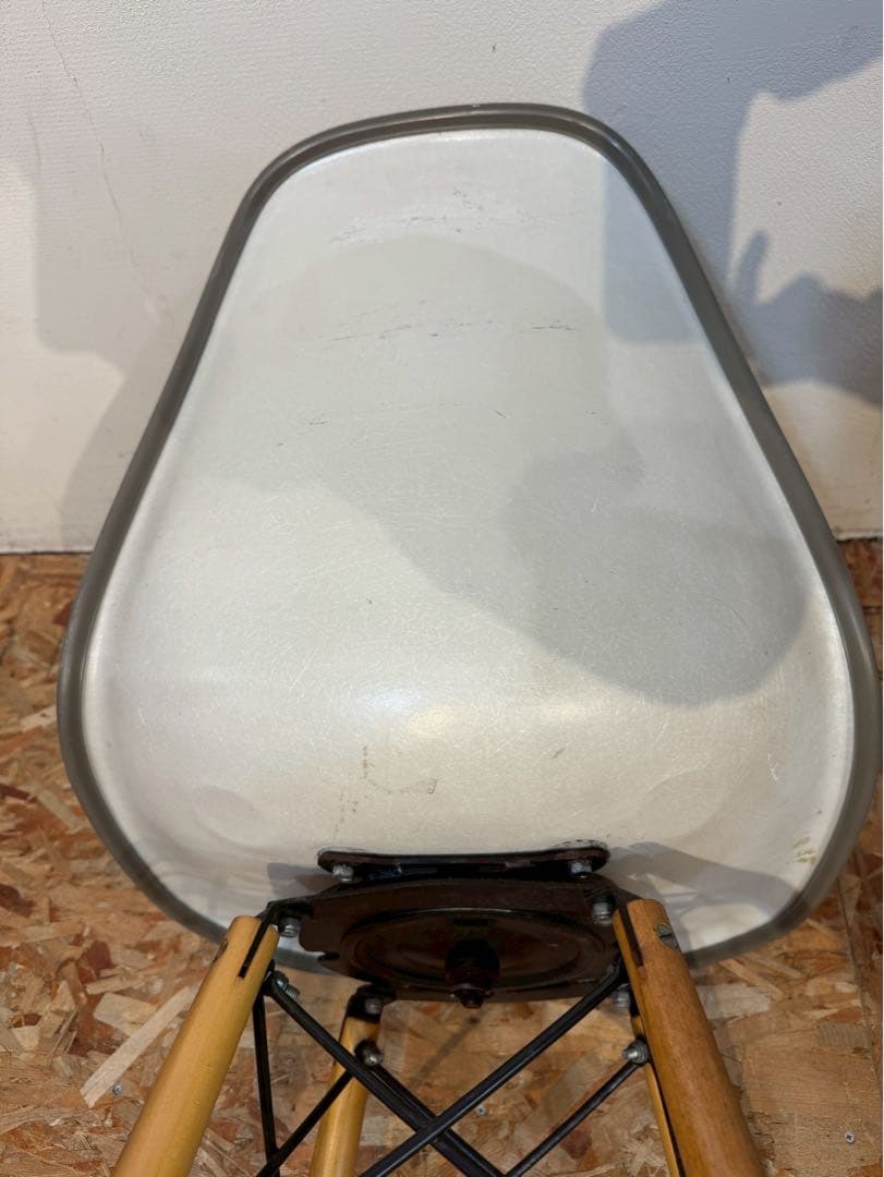 ヴィンテージ　ハーマンミラー製 イームズ　FRP　シェルチェア　２脚セット　良品