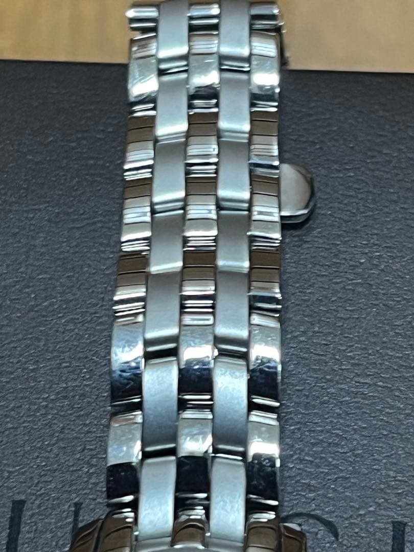 モ*ン様 GUCCI レディース腕時計