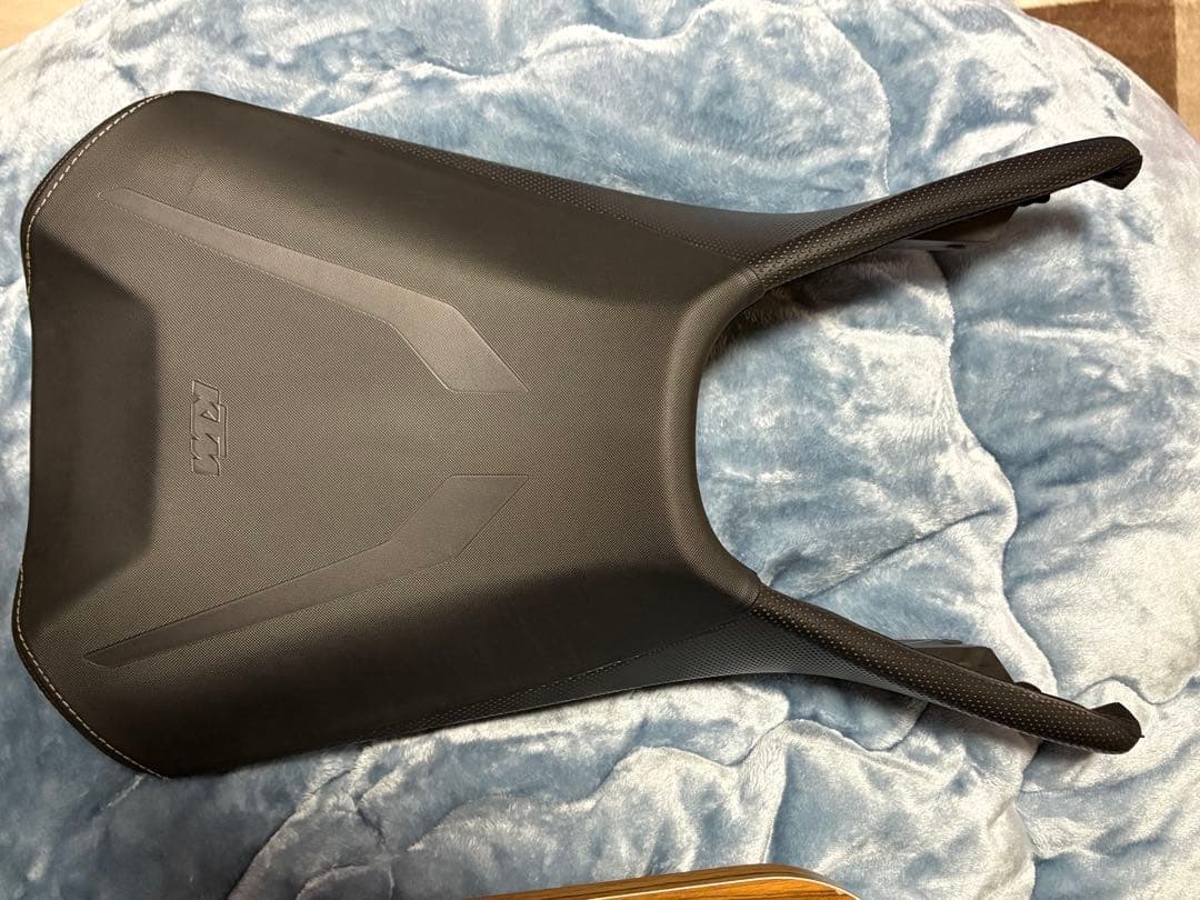 デューク390で使用したエルゴシート