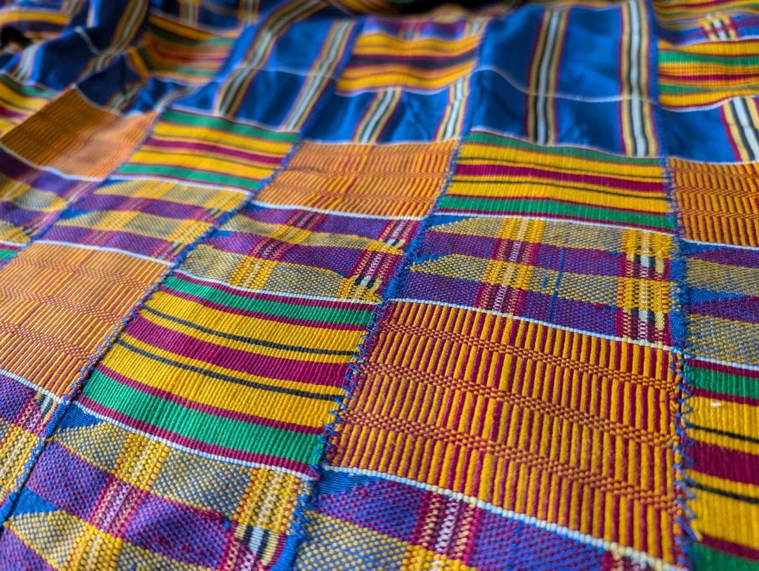 アフリカのプリミティブアート「ケンテクロス」