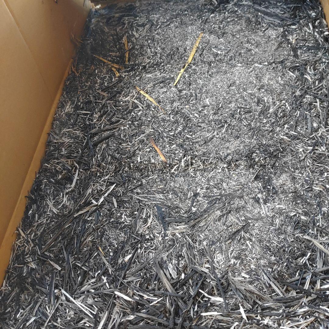 わら灰　正月に　火鉢等に入れる　とても綺麗な藁灰です。在庫有ります