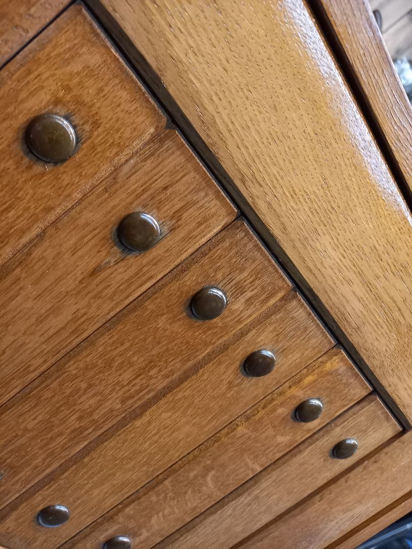 楢　無垢材　銅　金具　楔　クサビ　組木細工　オーク　サイド　キャビネット　ラック