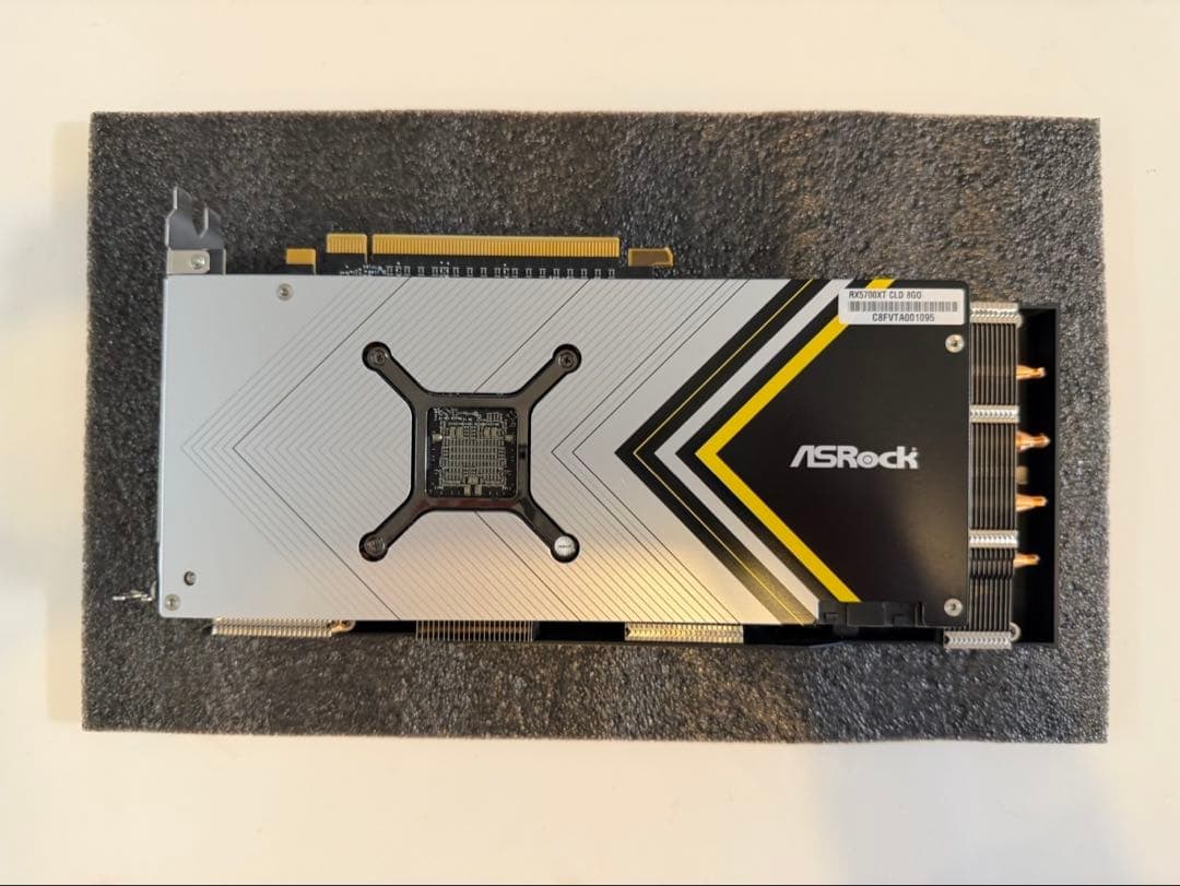 ASRock RX 5700 XT グラフィックボード