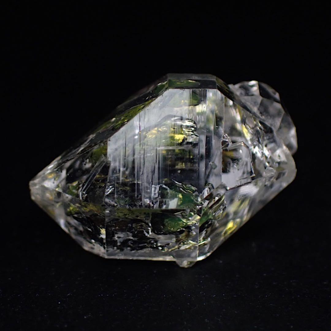 【パキスタン産】オイルインクォーツ