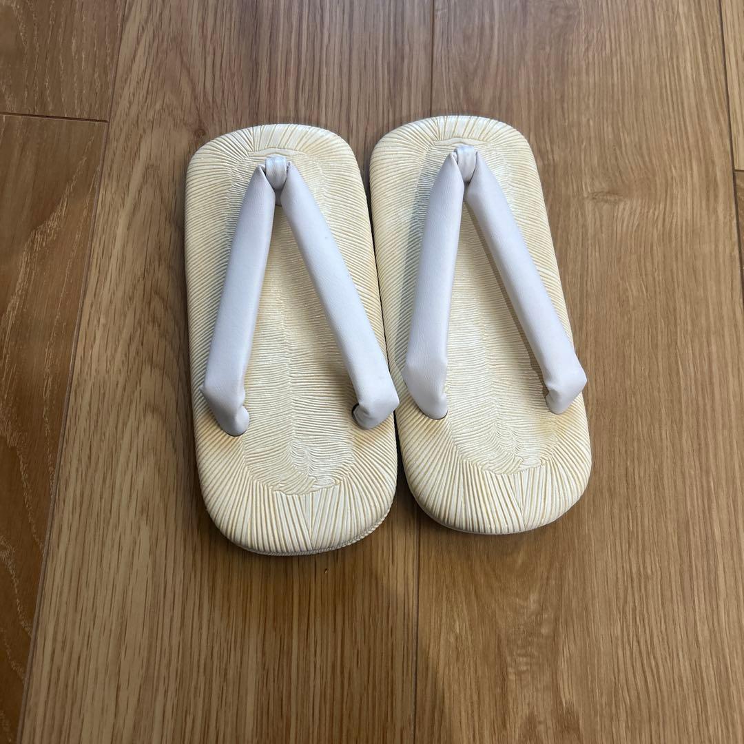 七五三　袴＆下駄セット　(袴115センチ、下駄19.5センチ)