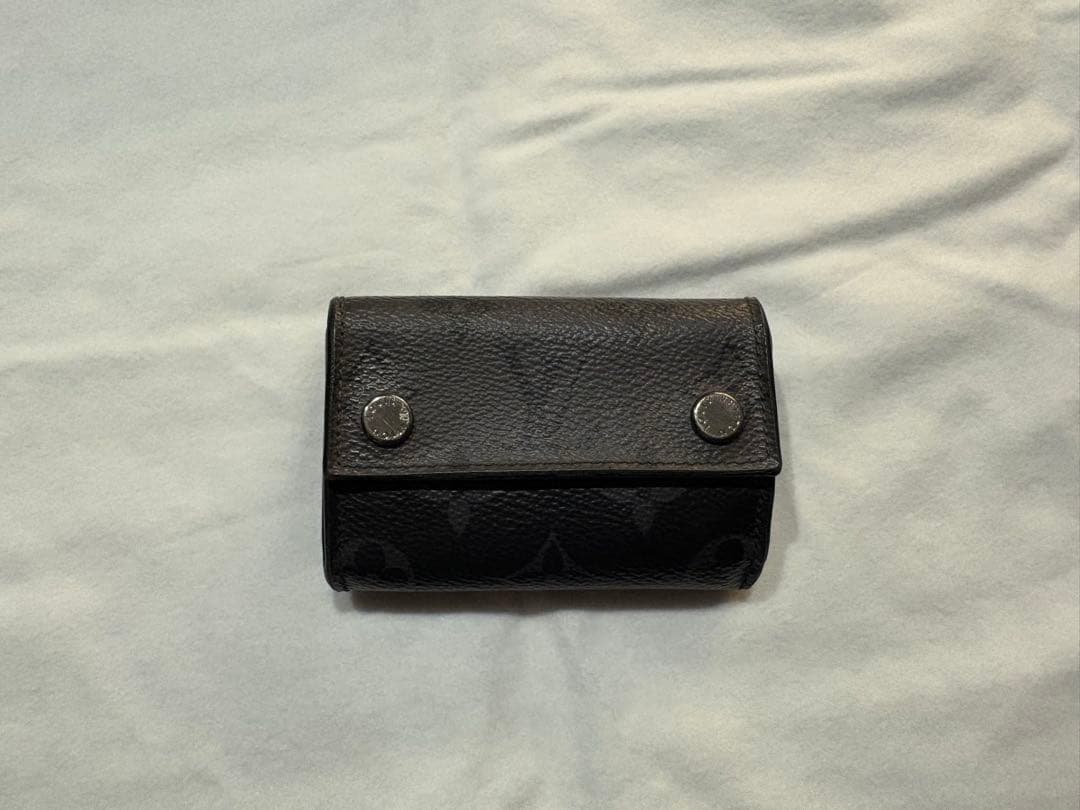 LOUIS VUITTON ブラックレザー 三つ折り財布