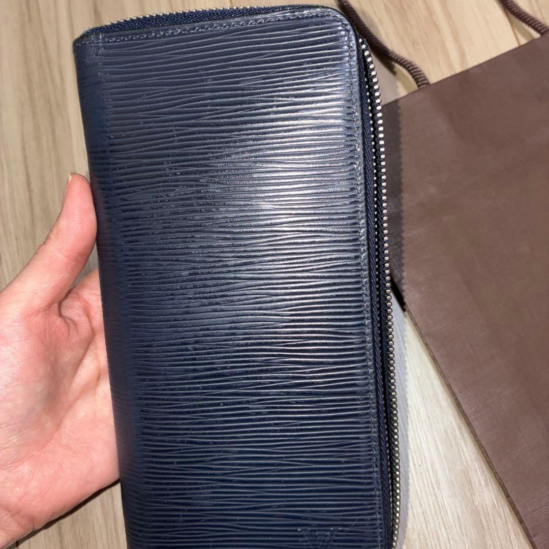 最終値下げ！ルイヴィトン長財布　エピ　ジッピーウォレット
