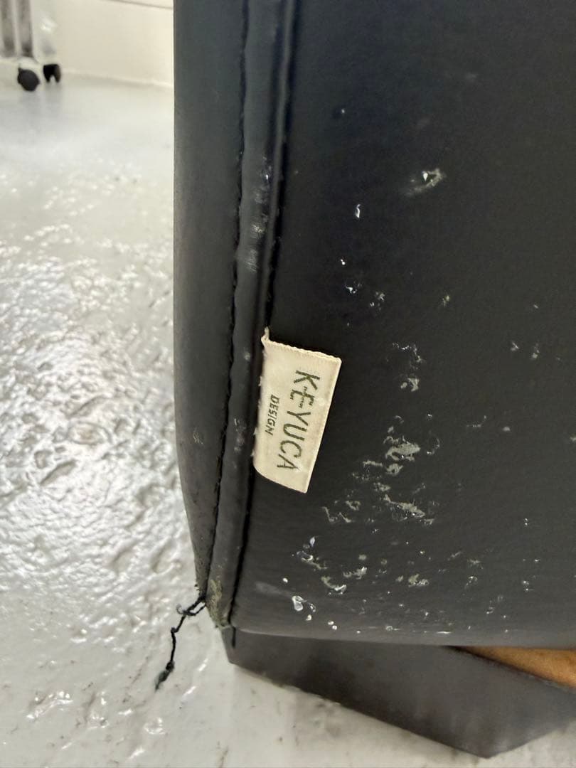 KEYUCA ケユカ 3人がけ　L字型ソファ　本革　黒　定価30万円