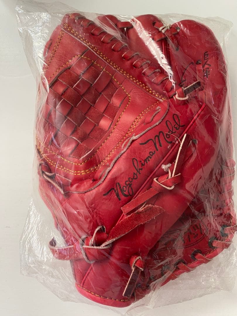 長嶋茂雄　サイン刻印　ゼネラル　ミスタージャイアンツ　赤 グローブ