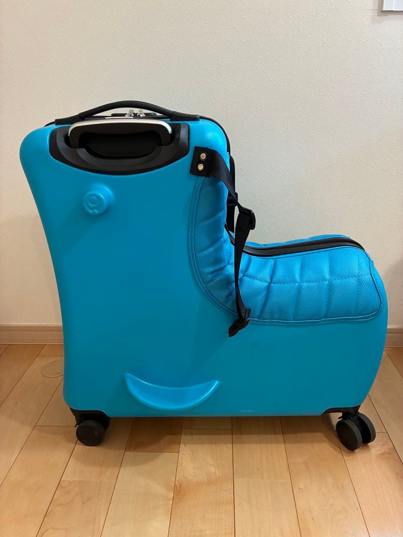 子供が乗れるキャリーケース スーツケース