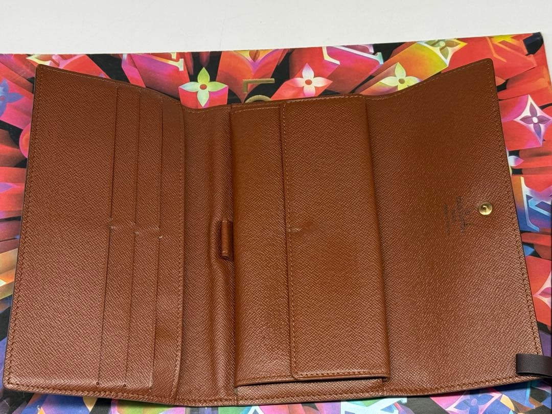 良品！LOUIS VUITTONルイヴィトン　インターナショナル長財布