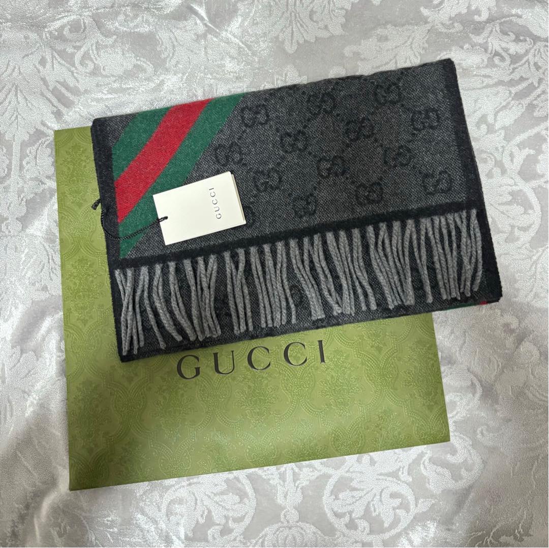 GUCCI グッチ マフラー ブラック グレー