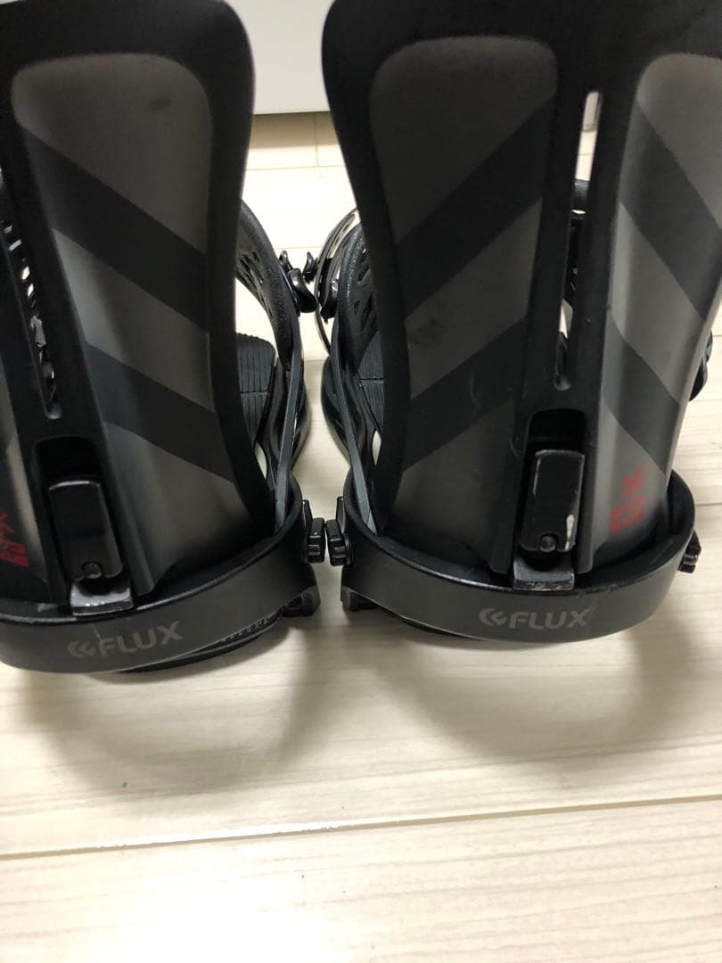 FLUX XF17-18スノーボードビンディング