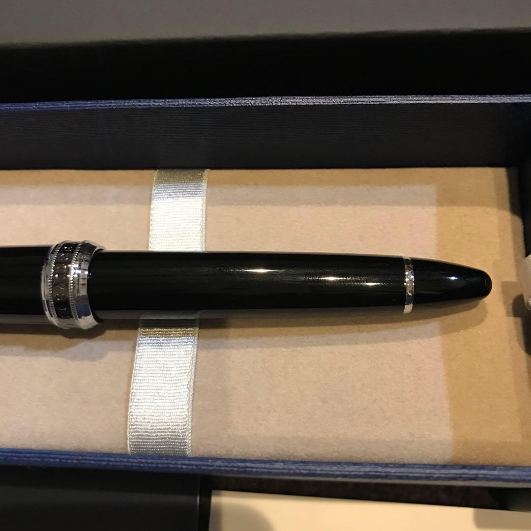 新品未使用品　セーラー　長刀研ぎ　シルバートリム　中細(MF)