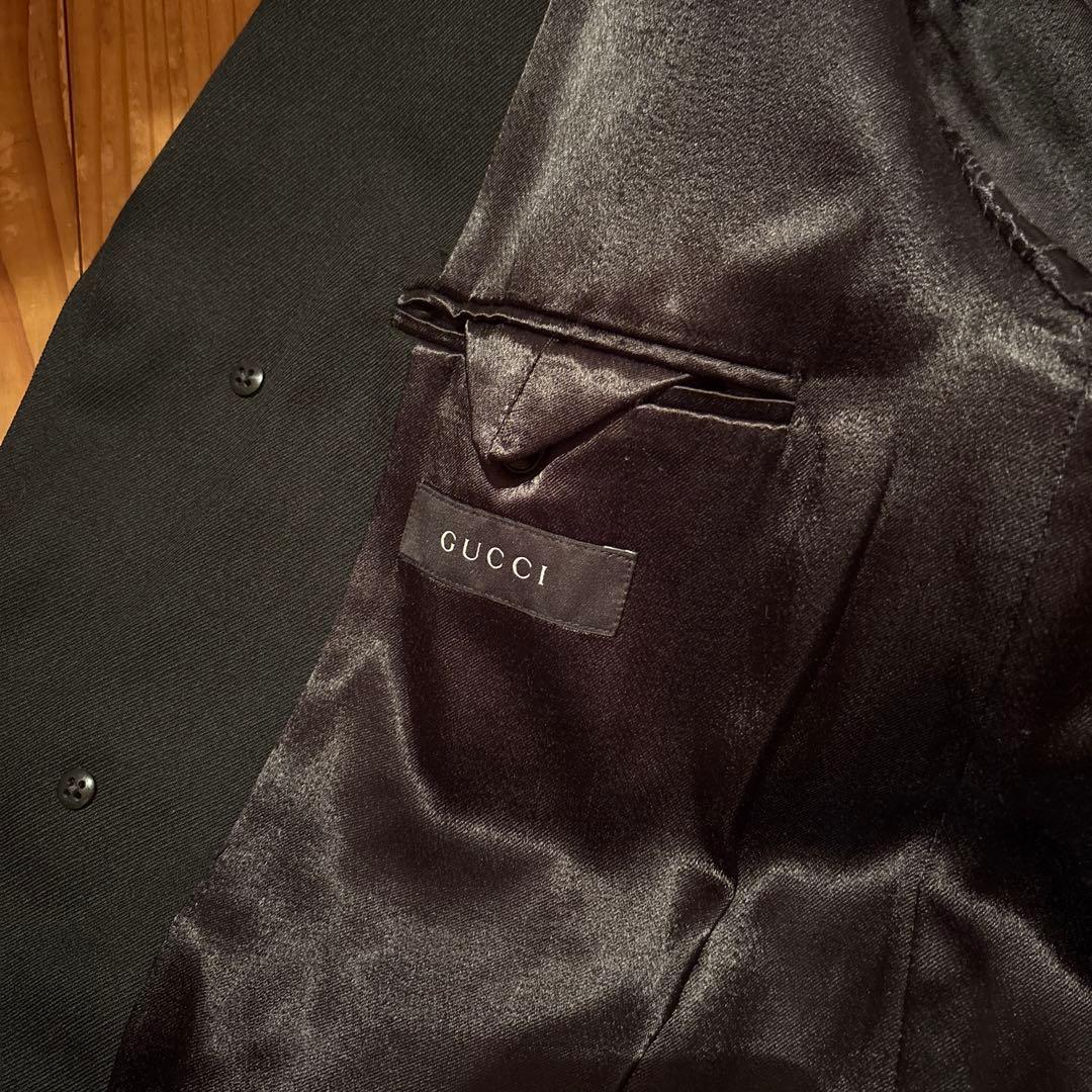 GUCCI 黒チェスターコート