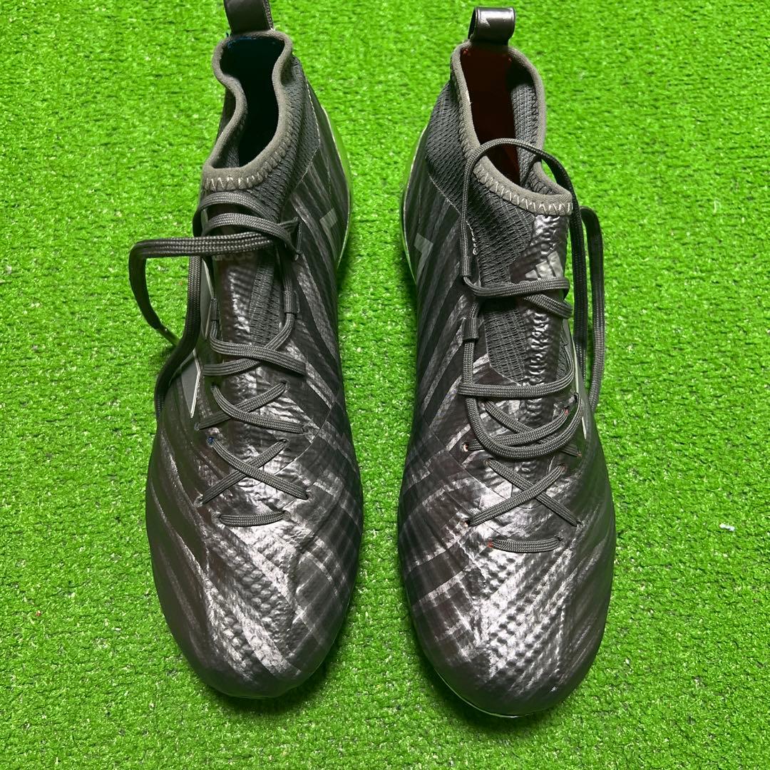 adidasサッカースパイク