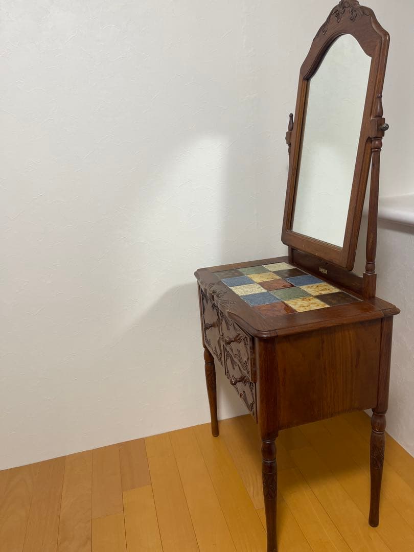 TOKYO 　DARGIA(ダルギア) ドレッサー&チェア　鏡　ミラー