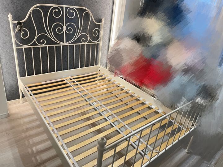 [値下げ]ダブルベッド　フレーム のみ