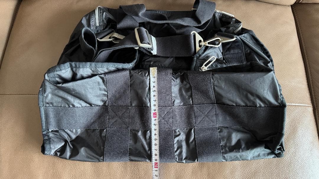 レスポートサック　ESSENTIAL MEDIUM DUFFLE　黒を安価で