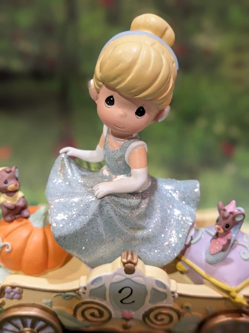 ディズニー　ショーケース　プレシャスモーメンツ　バースデーパレード　シンデレラ