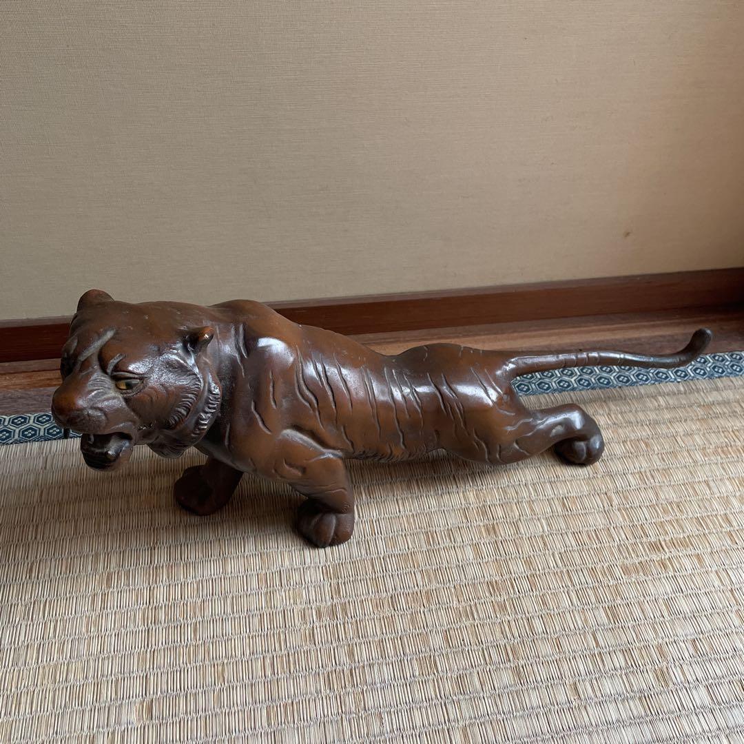 虎　ヒョウ　置き物　古美術