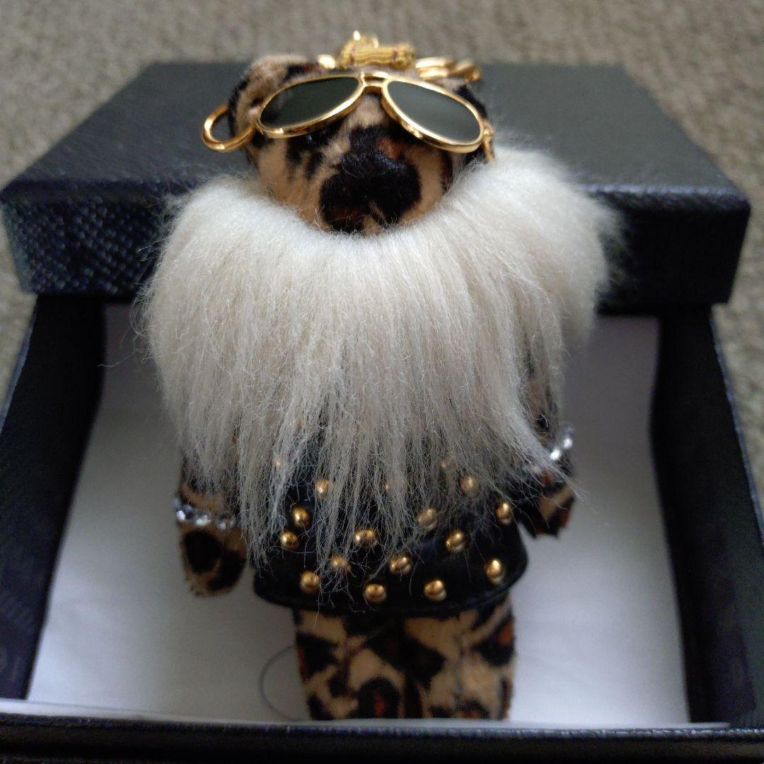 プラダ　ヒョウ柄クマ　キーホルダー