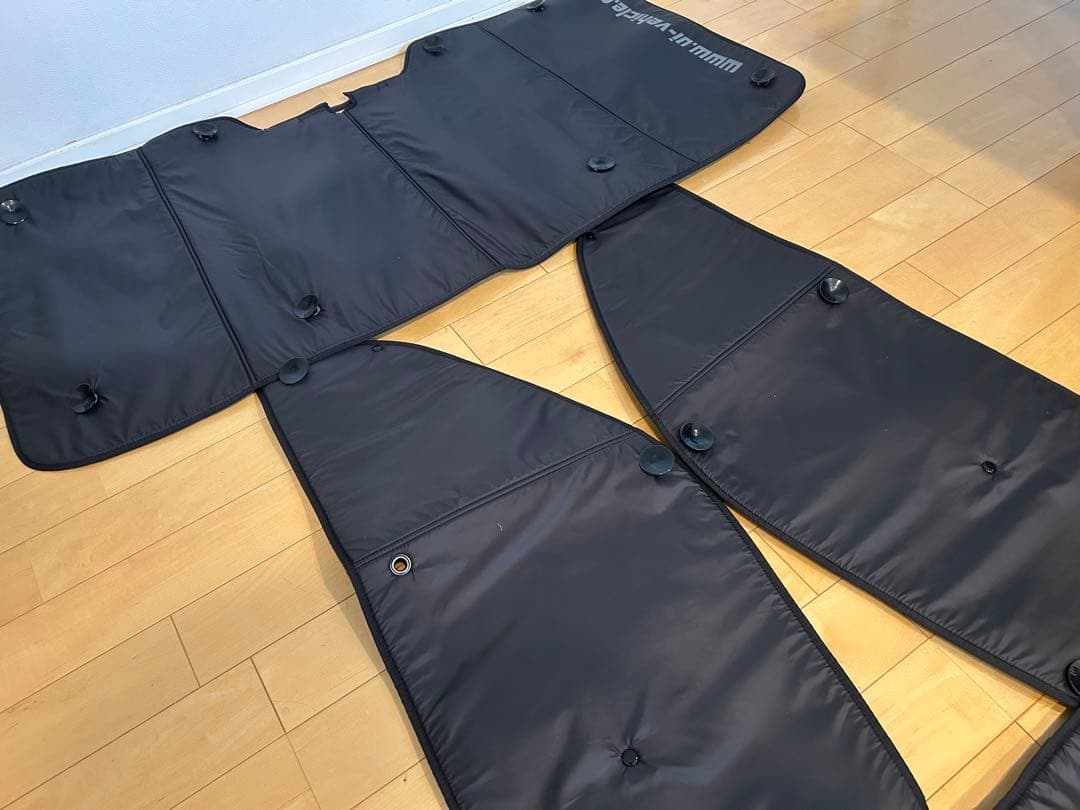 UI vehicle 遮光パッド ８面　ハイエースバン　ユーアイビークル