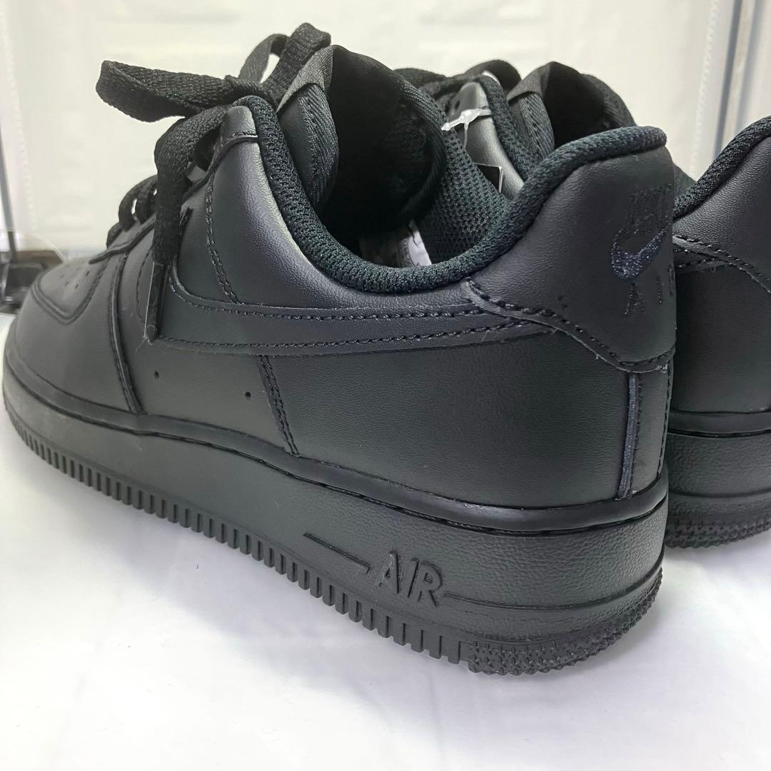 ★未使用★黒タグ付 NIKE AIRFORCE1 オールブラック トリプル 24
