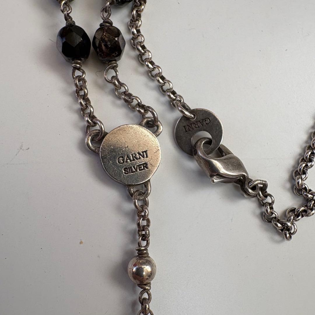 GARNI ガルニ　ブラックビーズ ロザリオシルバーネックレス