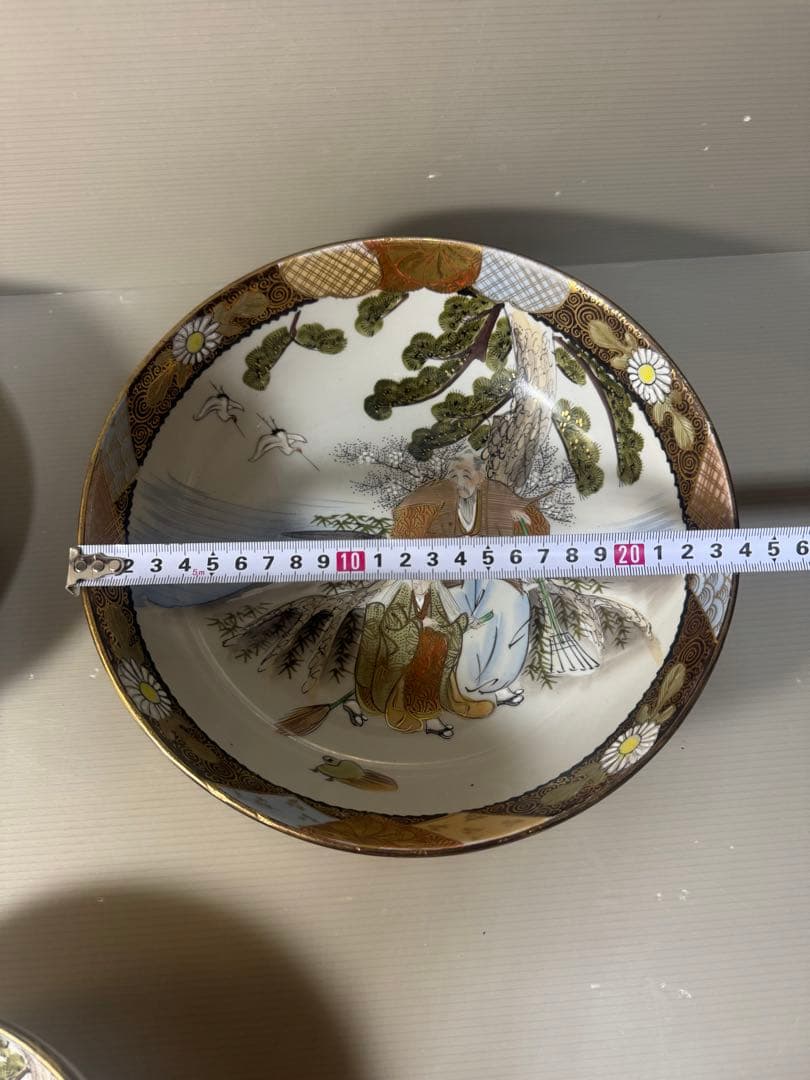 2428 九谷焼　金彩赤絵　人物翔鶴風景図　鉢　3客　時代物