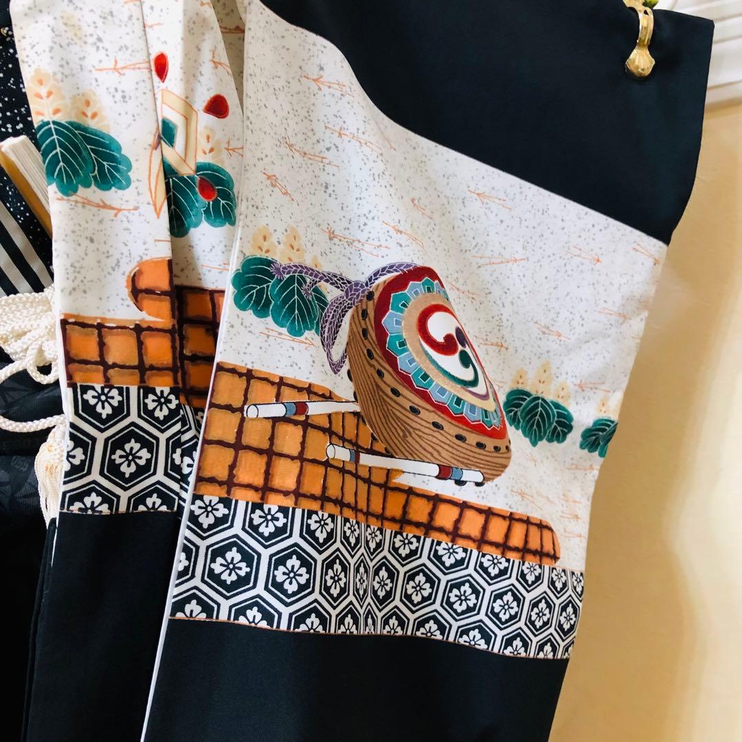 七五三５歳完全フルセット‼️黒地系兜鷹金彩煌びやか‼️袴ブランドBlue closs