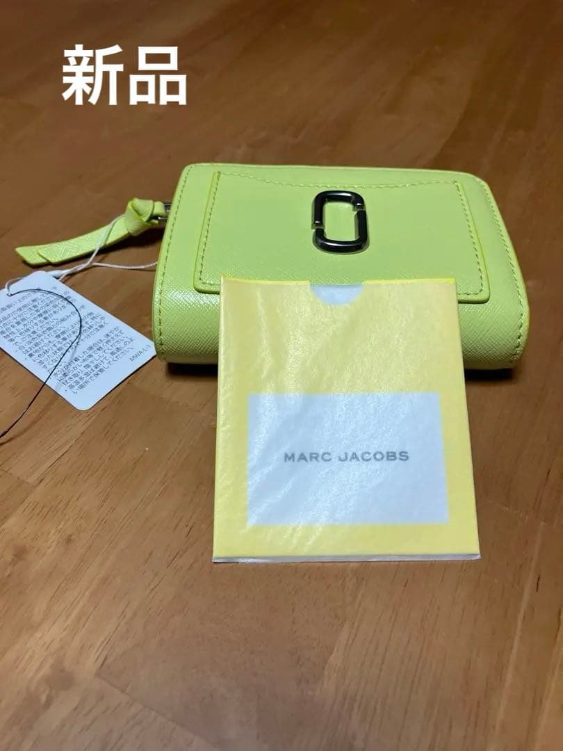MARC JACOBS 二つ折り財布 イエロー