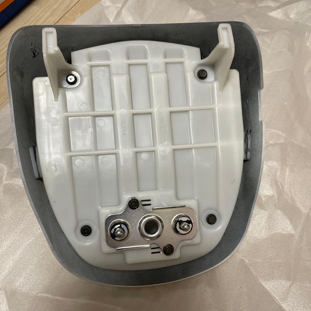 隼　2006年限定　白色　タンデムシートカウル