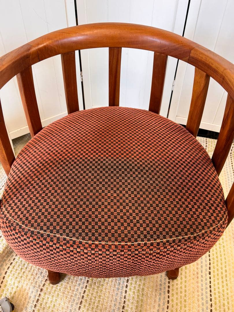 最終価格送料込み！　BC工房　こぶりチャウチャウ椅子 ラウンジチェア