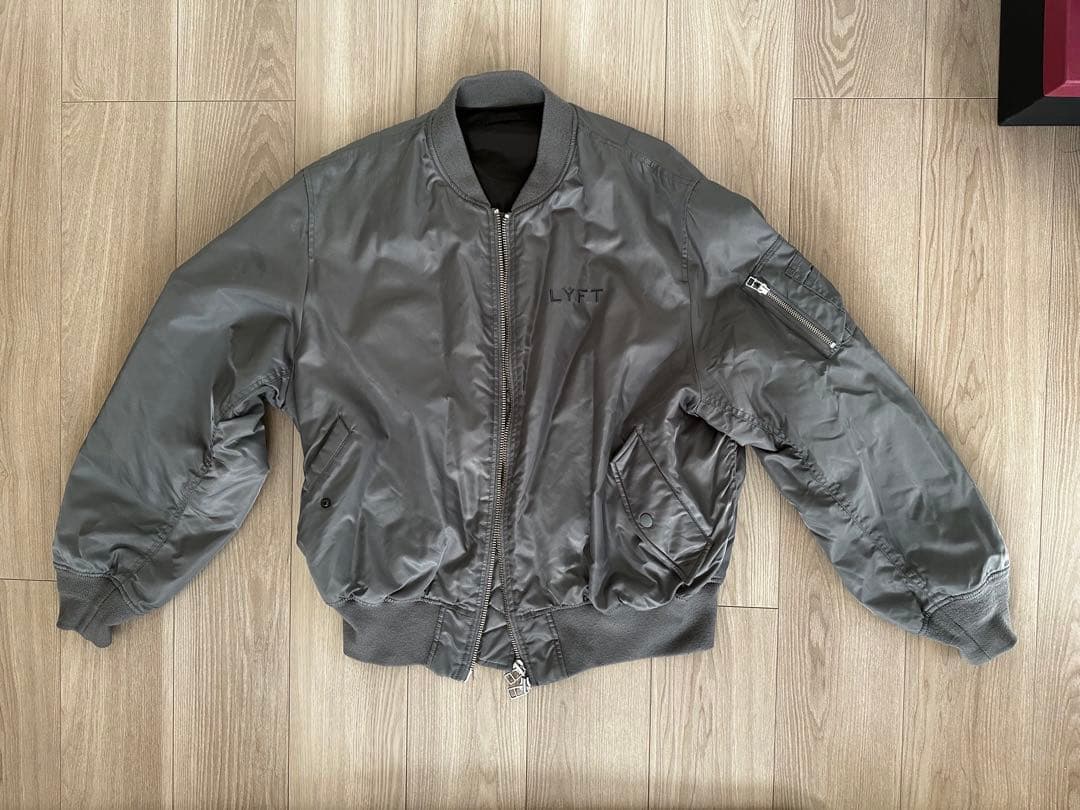 美品　LYFT MA-1 フライトジャケット　cronos PVOT veatm