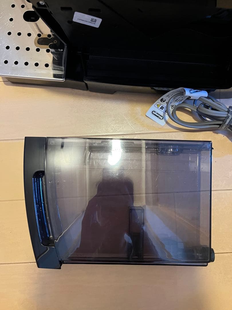 デロンギ　Sブラック コーヒーメーカー　ECAM22112B