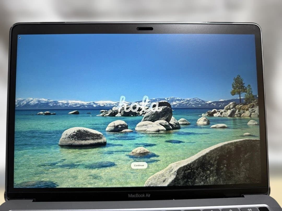 Mac book air M1 バッテリー　100% 放電回数4回