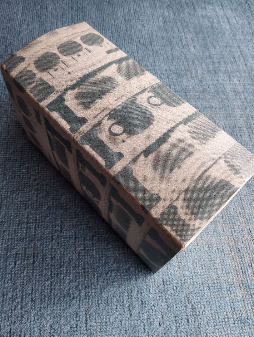 つなぎ蓋物　白山陶器