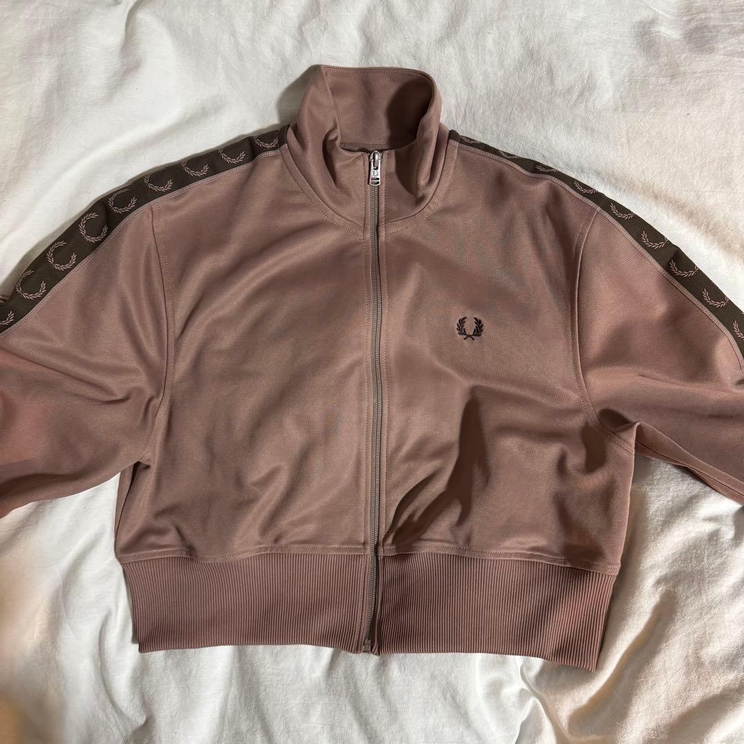 FRED PERRY ピンク ジップアップジャージ D36