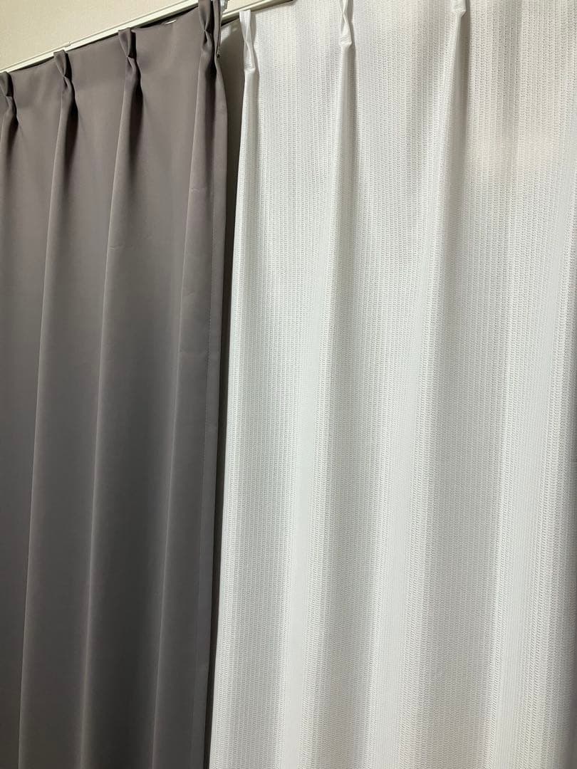 カーテンくれない グレー 幅125cm × 丈120cm