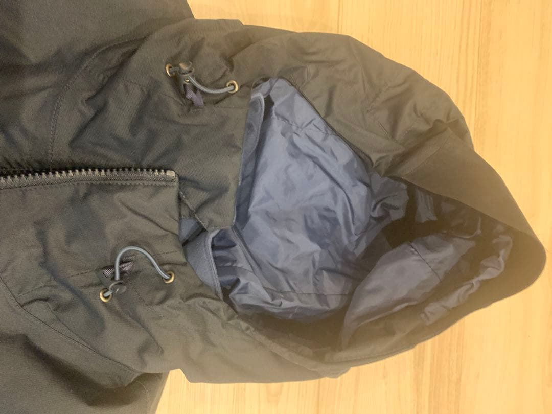 ノースフェイスネイビー マウンテンライトジャケット