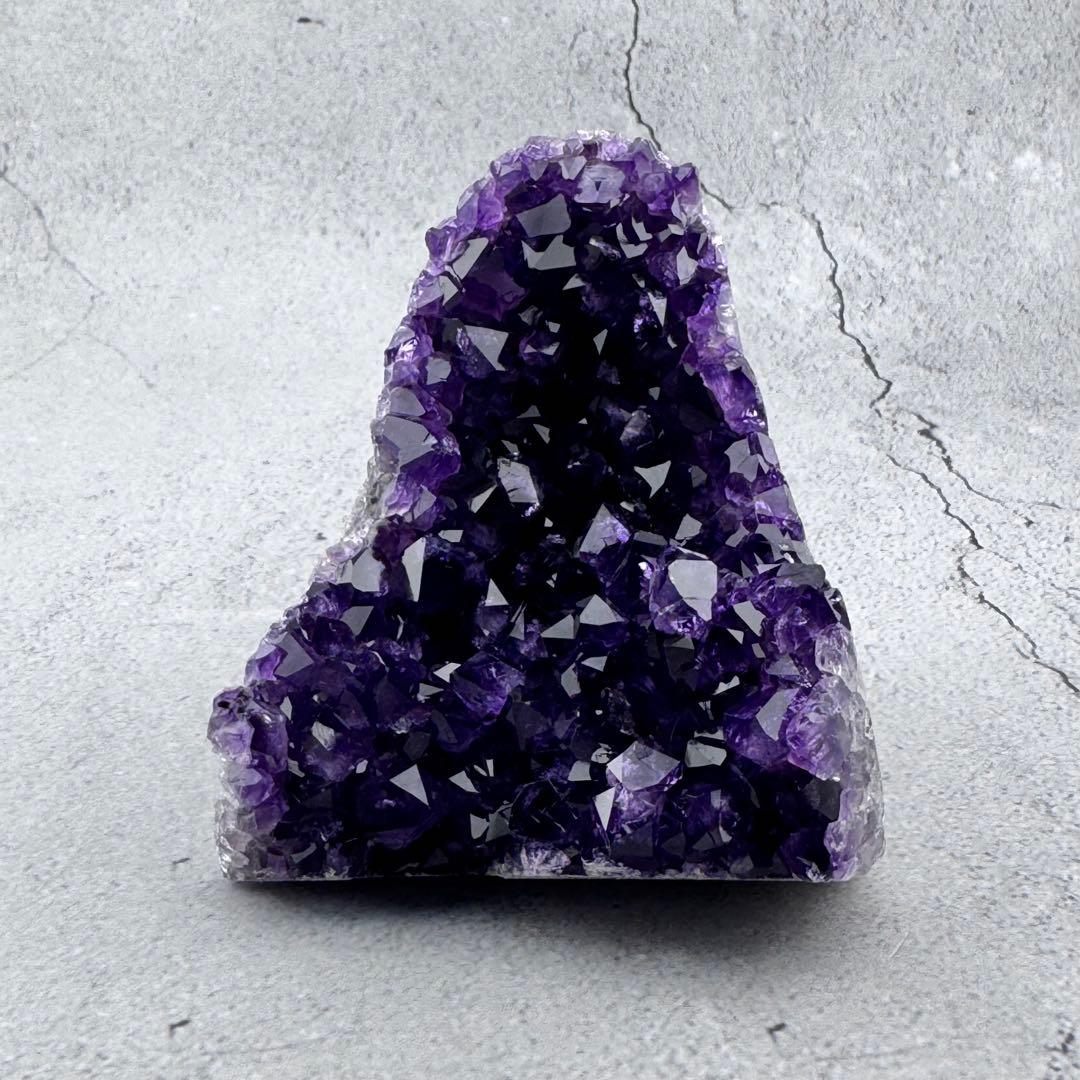 G-192高品質アメジスト クラスター ドーム　ウルグアイ産 高濃度 天然石