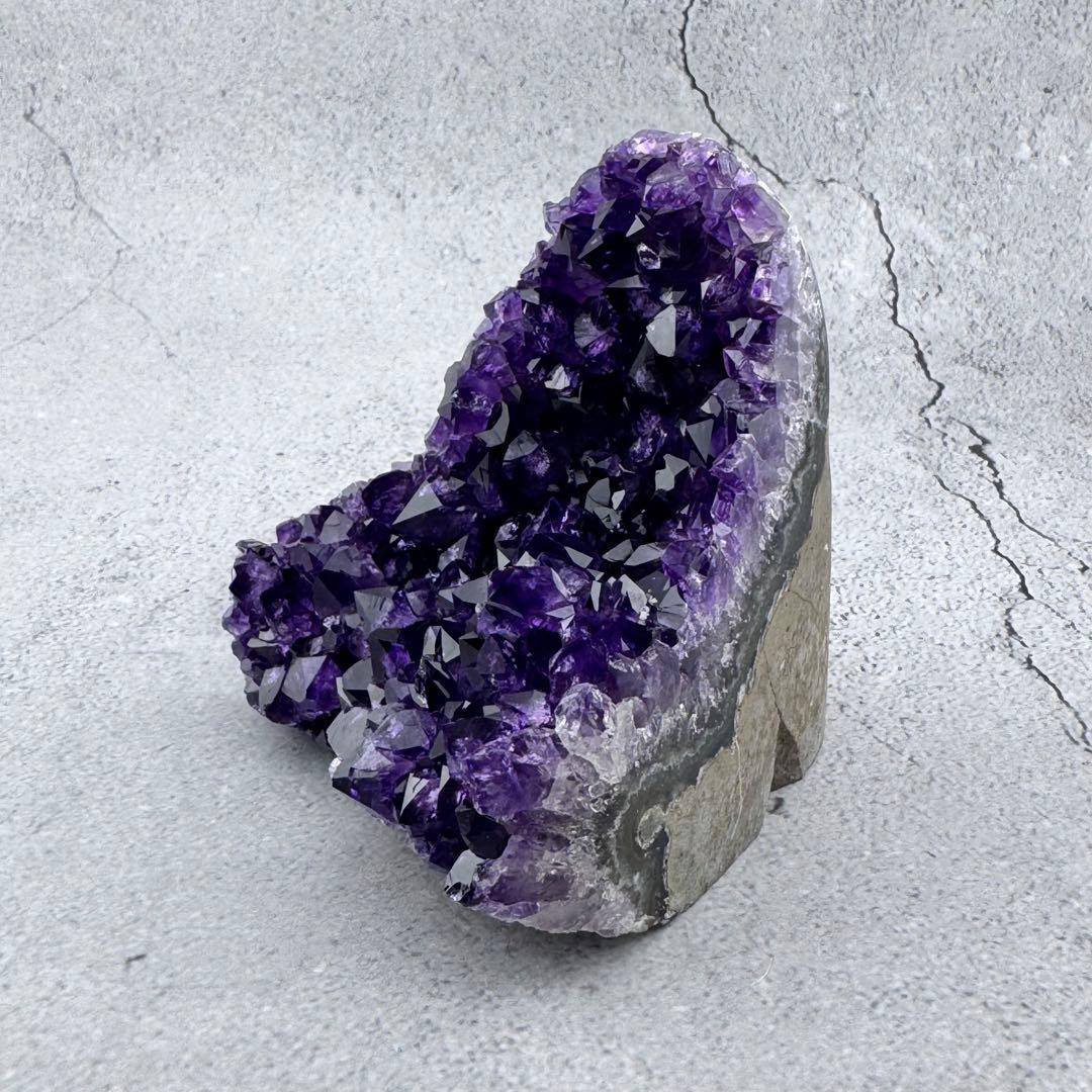 G-192高品質アメジスト クラスター ドーム　ウルグアイ産 高濃度 天然石