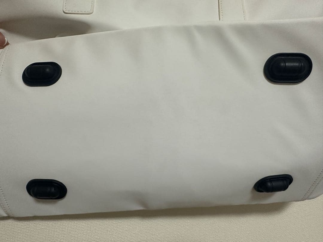 DESCENTE ホワイト ボストンバッグ