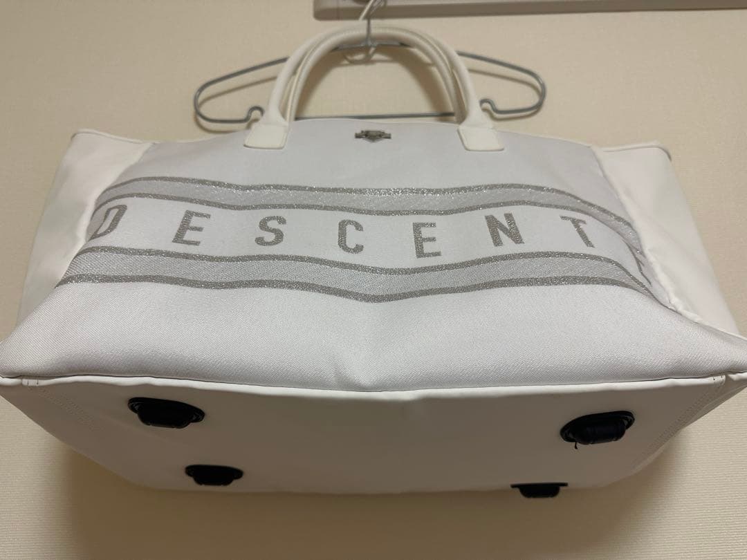 DESCENTE ホワイト ボストンバッグ